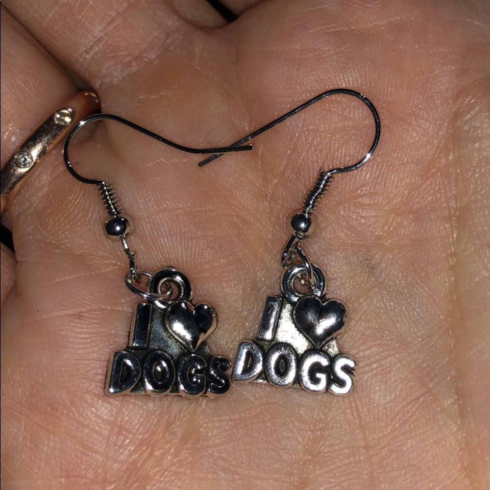 I ❤️ Dogs Earrings🤑